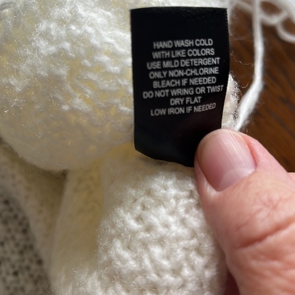 Altar’d State Sweater fringe on sides white balloon sleeves size L crewneck - Picture 10 of 16